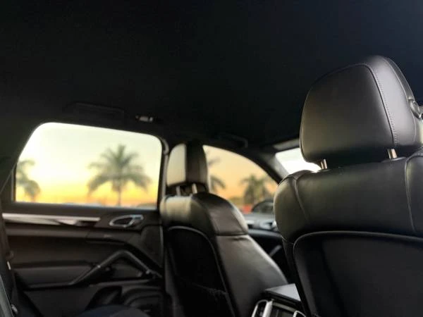 2018 Porsche 958 Cayenne S - Image 19 of 21