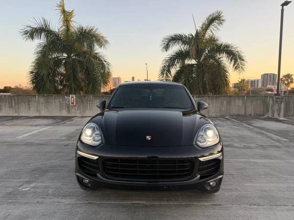 2018 Porsche 958 Cayenne S - Image 2 of 21