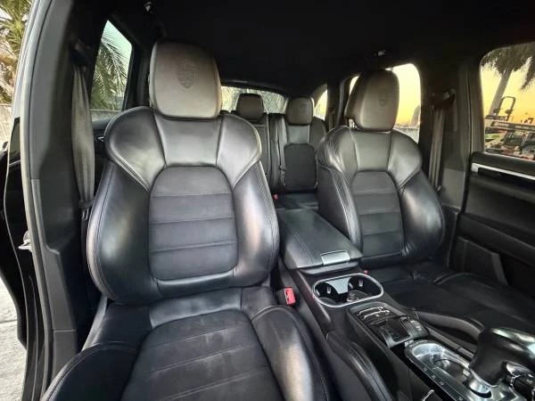 2018 Porsche 958 Cayenne S - Image 17 of 21