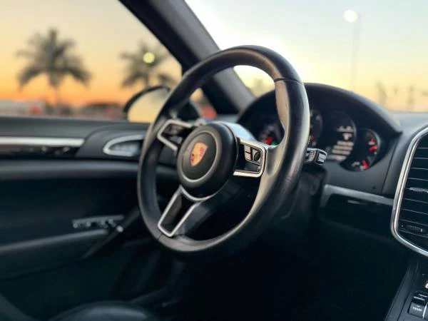 2018 Porsche 958 Cayenne S - Image 14 of 21