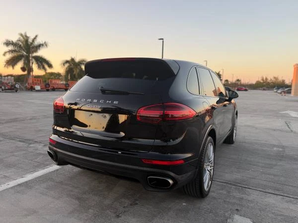 2018 Porsche 958 Cayenne S - Image 6 of 21