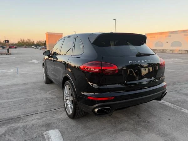 2018 Porsche 958 Cayenne - Image 4 of 21