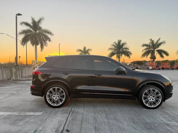 2018 Porsche 958 Cayenne - Image 8 of 21