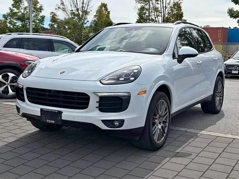 2018 Porsche Cayenne Platinum Edition