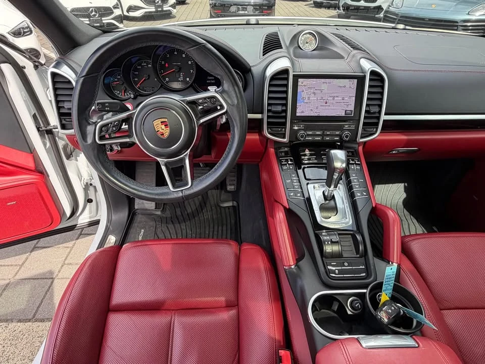 2018 Porsche 958 Cayenne - Image 6 of 12