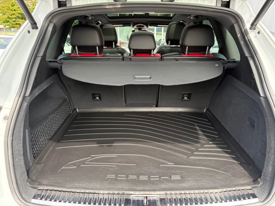 2018 Porsche 958 Cayenne - Image 11 of 12