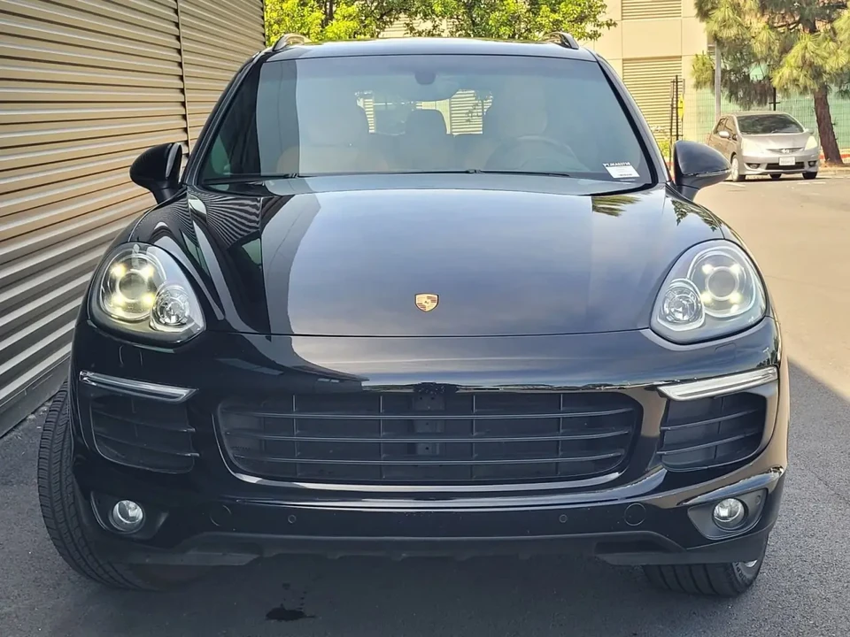 2018 Porsche 958 Cayenne - Image 2 of 6