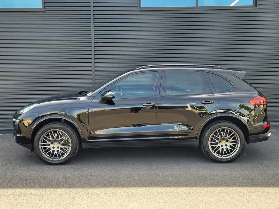 2018 Porsche 958 Cayenne - Image 3 of 6