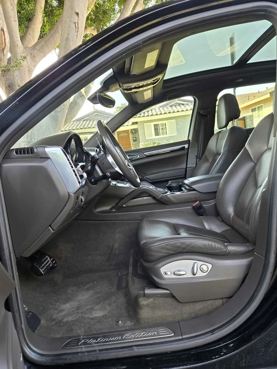 2018 Porsche 958 Cayenne - Image 5 of 12