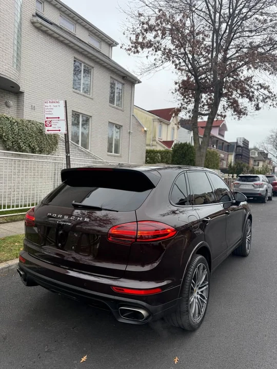 2018 Porsche 958 Cayenne - Image 4 of 13