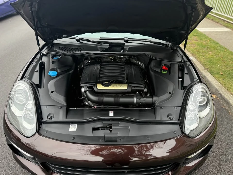 2018 Porsche 958 Cayenne - Image 12 of 13