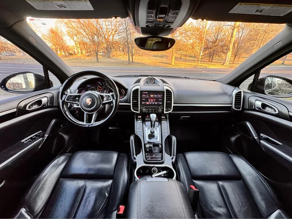 2018 Porsche 958 Cayenne - Image 19 of 20