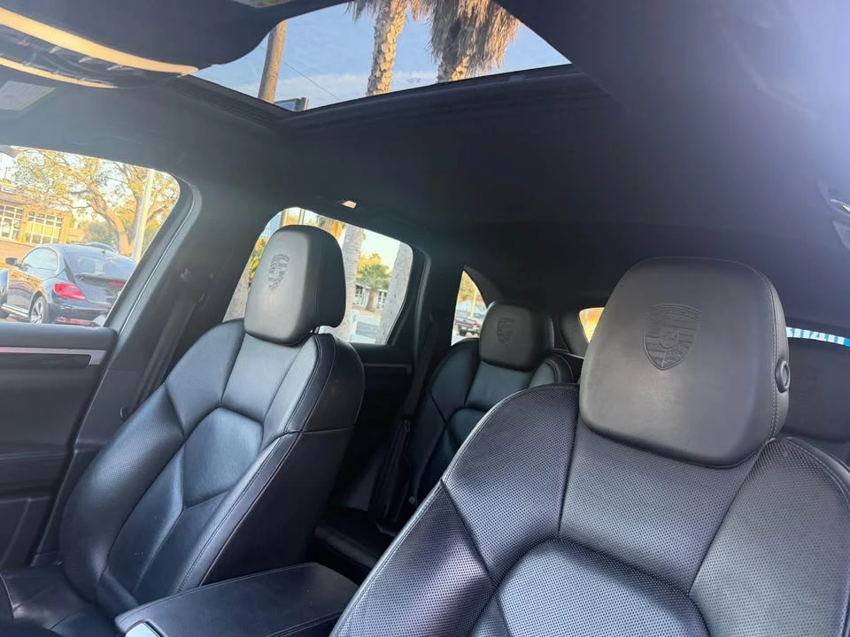 2018 Porsche 958 Cayenne - Image 12 of 13