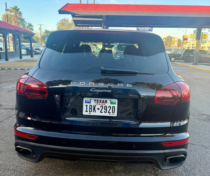 2018 Porsche 958 Cayenne - Image 6 of 13