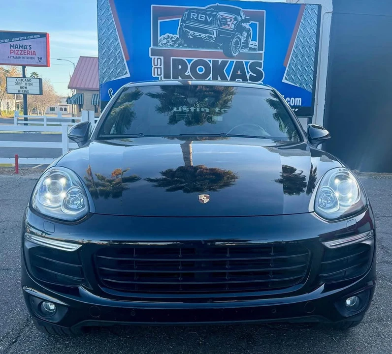 2018 Porsche 958 Cayenne - Image 2 of 13