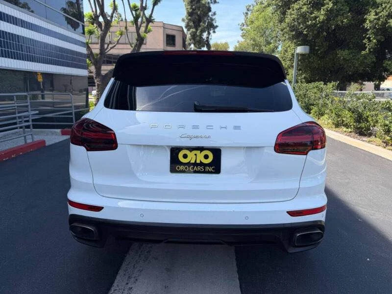 2018 Porsche 958 Cayenne - Image 5 of 17