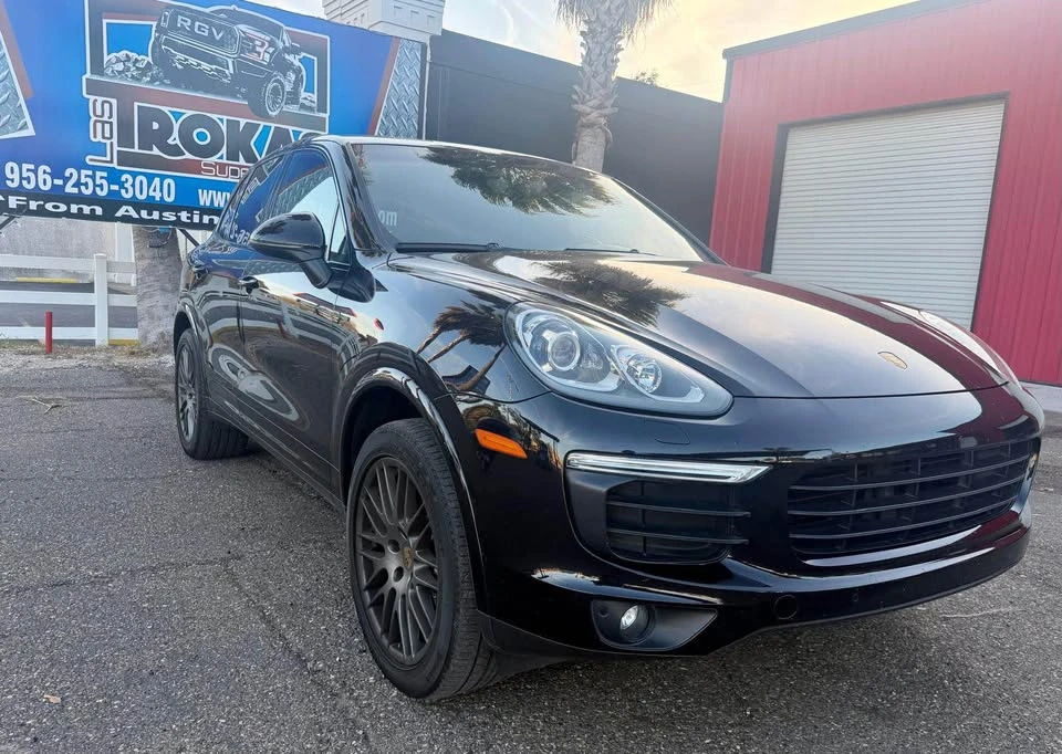 2018 Porsche 958 Cayenne - Image 3 of 12
