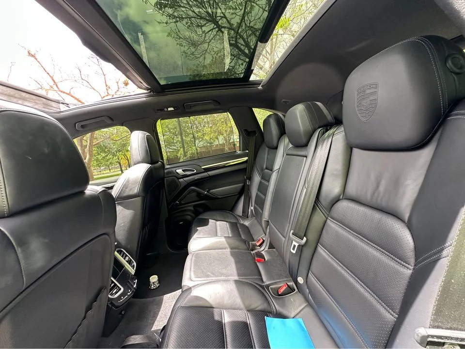 2018 Porsche 958 Cayenne - Image 9 of 15