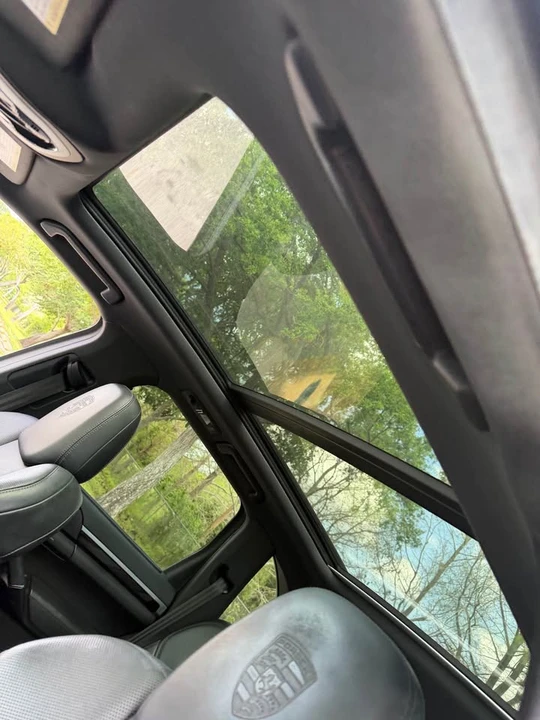 2018 Porsche 958 Cayenne - Image 13 of 16