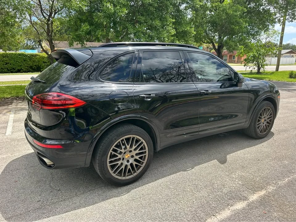2018 Porsche 958 Cayenne - Image 5 of 15
