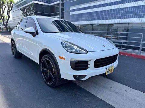2018 Porsche Cayenne Platinum Edition