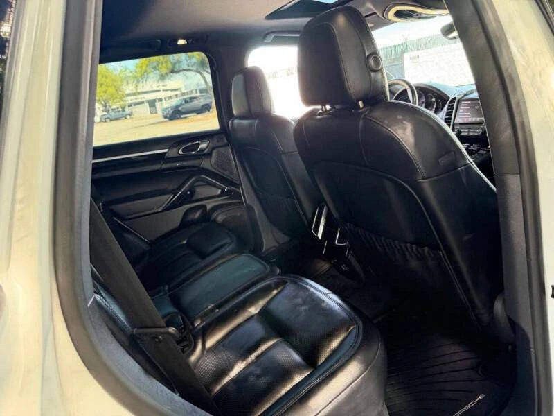 2018 Porsche 958 Cayenne - Image 17 of 17