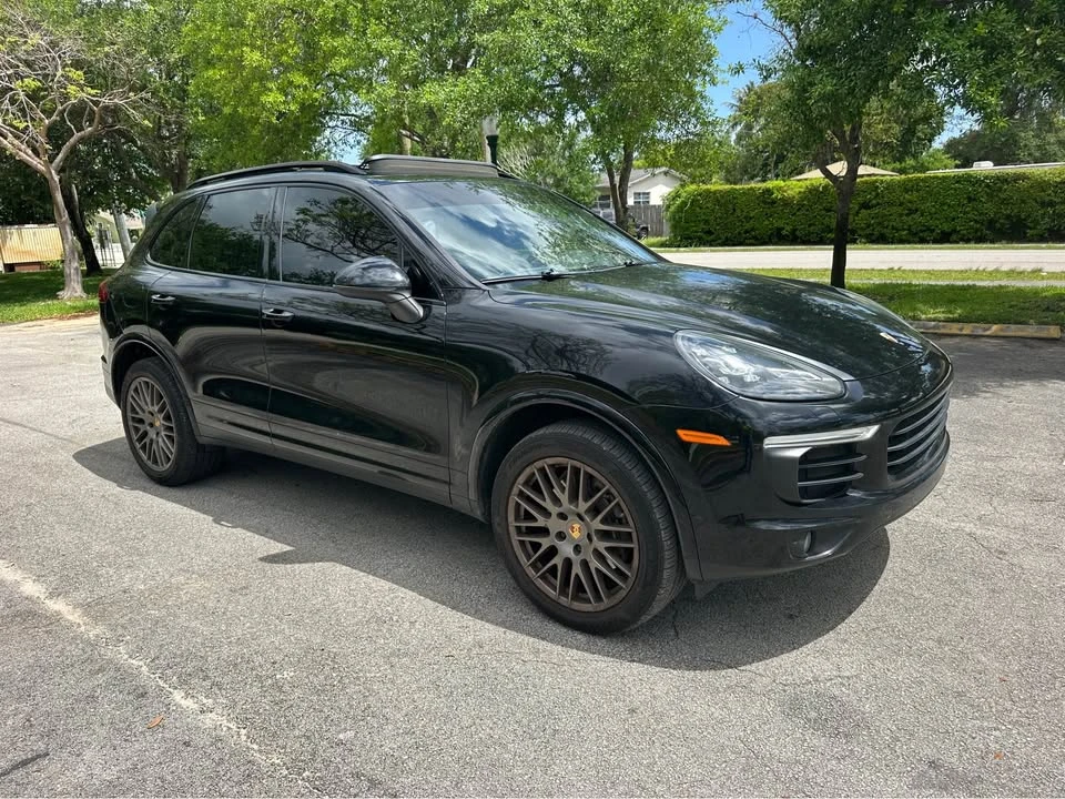 2018 Porsche 958 Cayenne - Image 3 of 15
