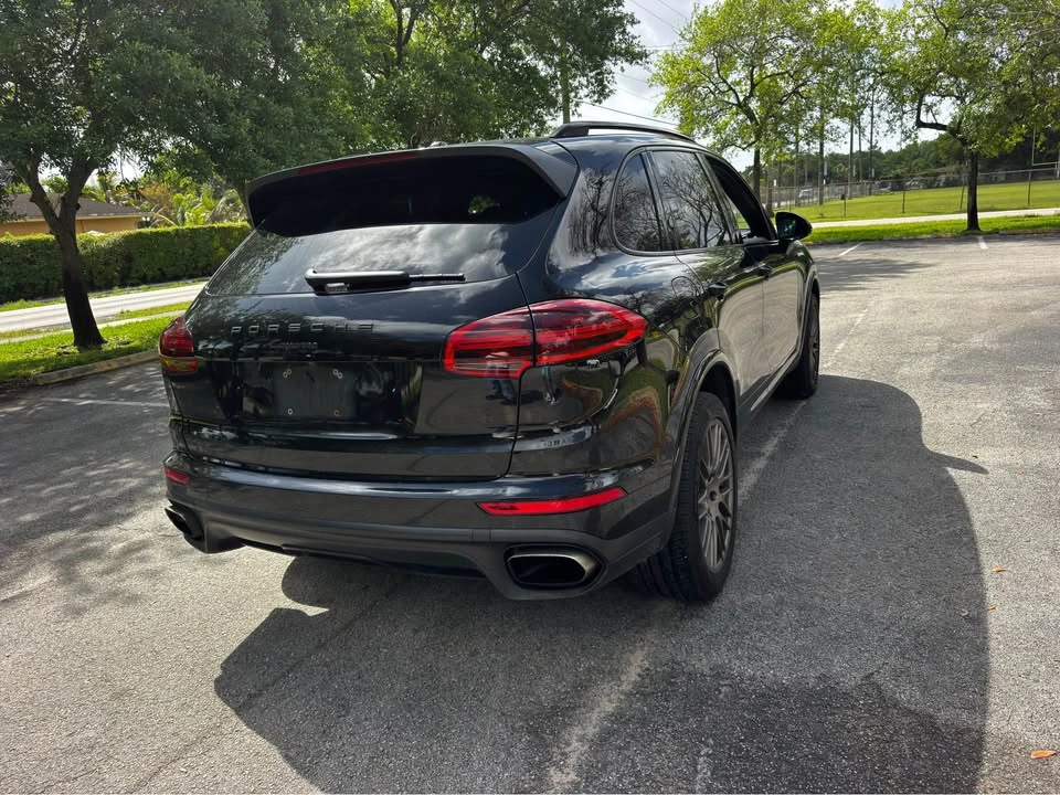 2018 Porsche 958 Cayenne - Image 4 of 15