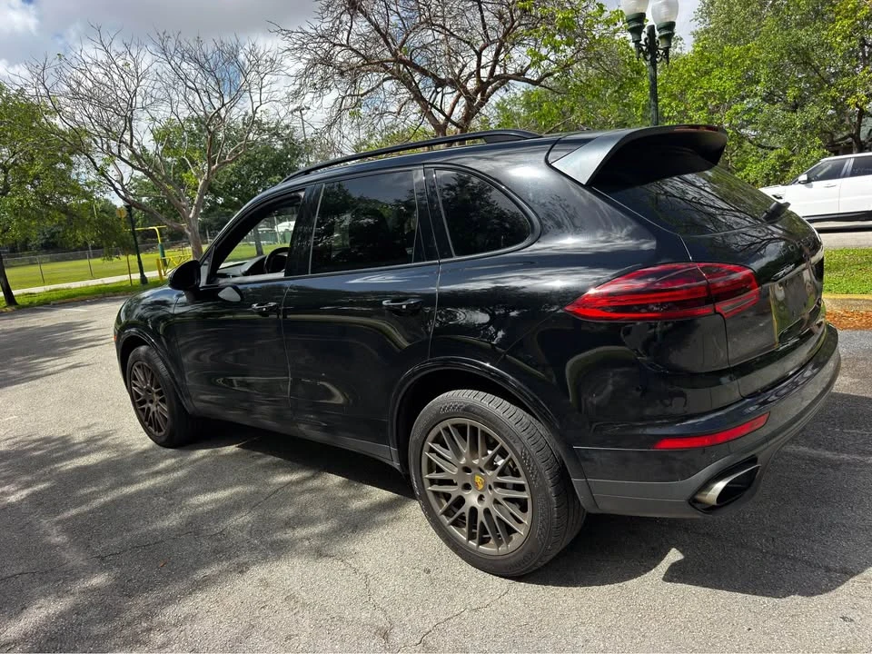 2018 Porsche 958 Cayenne - Image 6 of 15