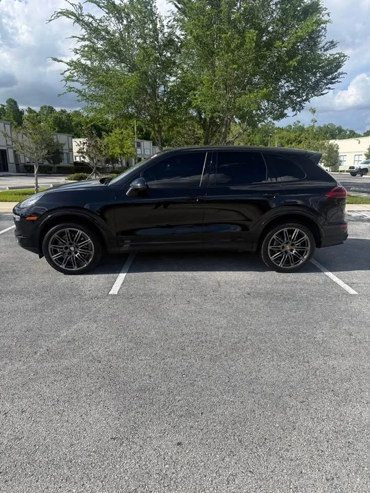 2018 Porsche 958 Cayenne - Image 2 of 7