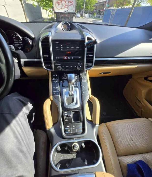 2018 Porsche 958 Cayenne - Image 5 of 10