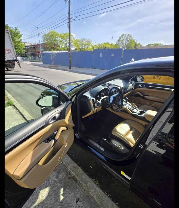 2018 Porsche 958 Cayenne - Image 7 of 10