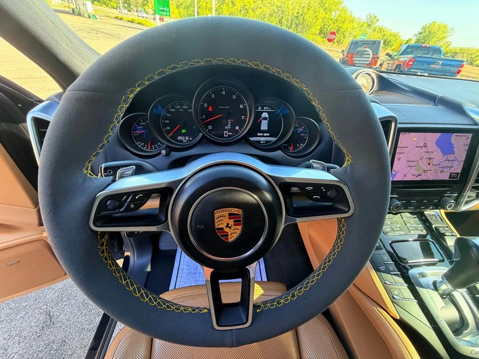 2018 Porsche 958 Cayenne - Image 13 of 20