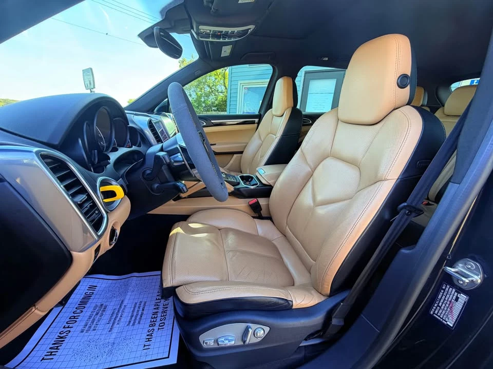 2018 Porsche 958 Cayenne - Image 17 of 20