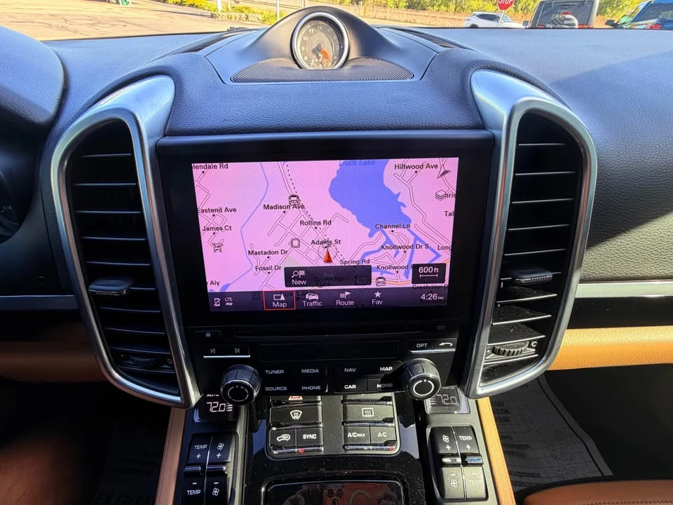 2018 Porsche 958 Cayenne - Image 14 of 20