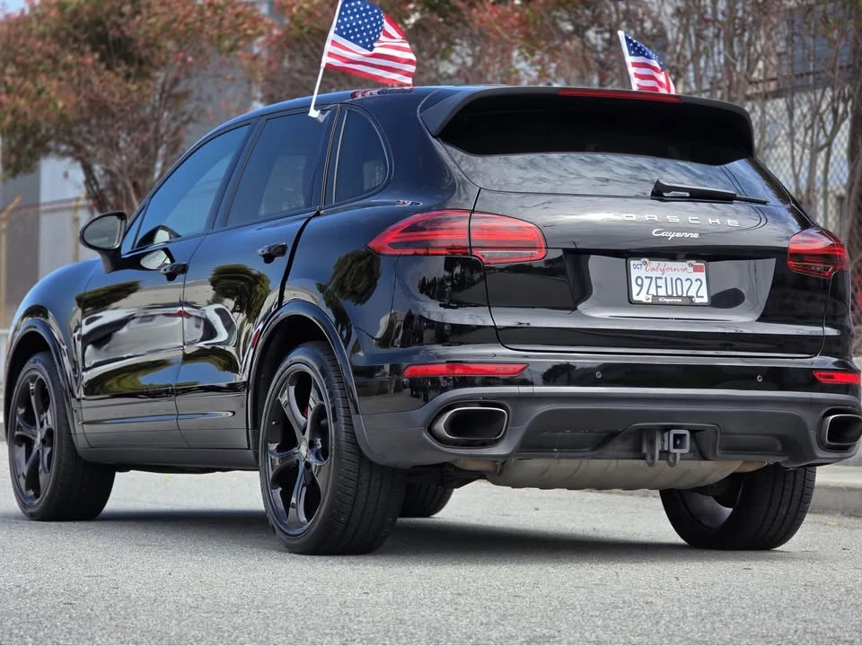 2018 Porsche 958 Cayenne - Image 2 of 18