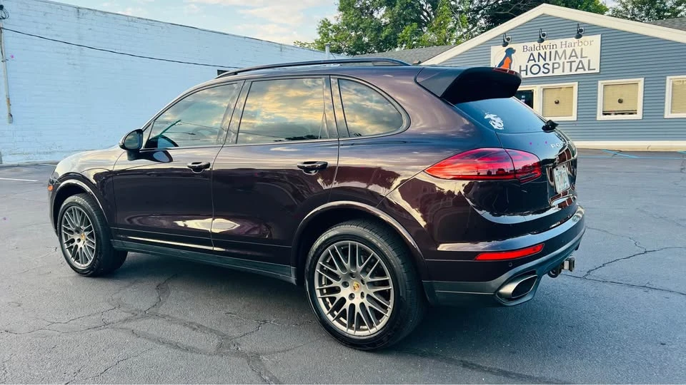 2018 Porsche 958 Cayenne - Image 15 of 20
