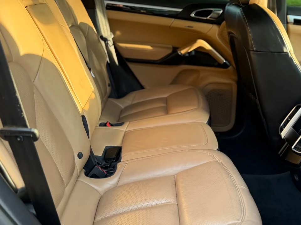 2018 Porsche 958 Cayenne - Image 13 of 16