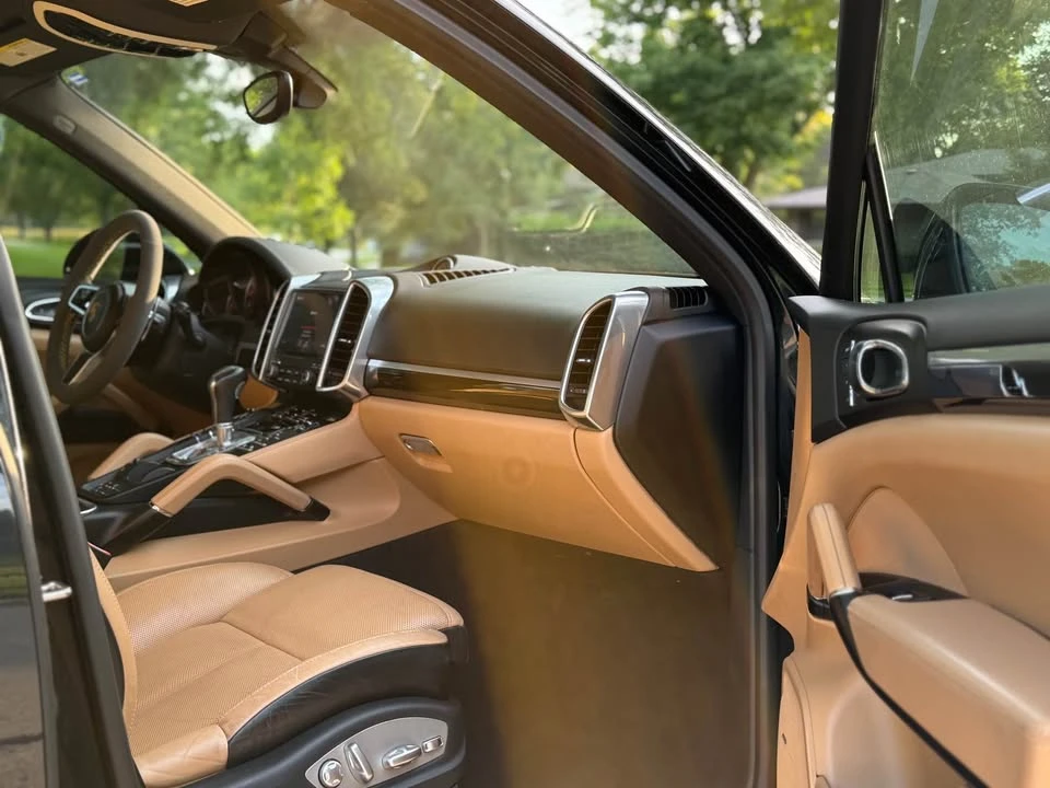 2018 Porsche 958 Cayenne - Image 15 of 16