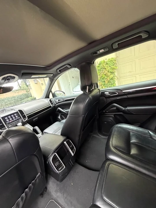 2018 Porsche 958 Cayenne - Image 17 of 19