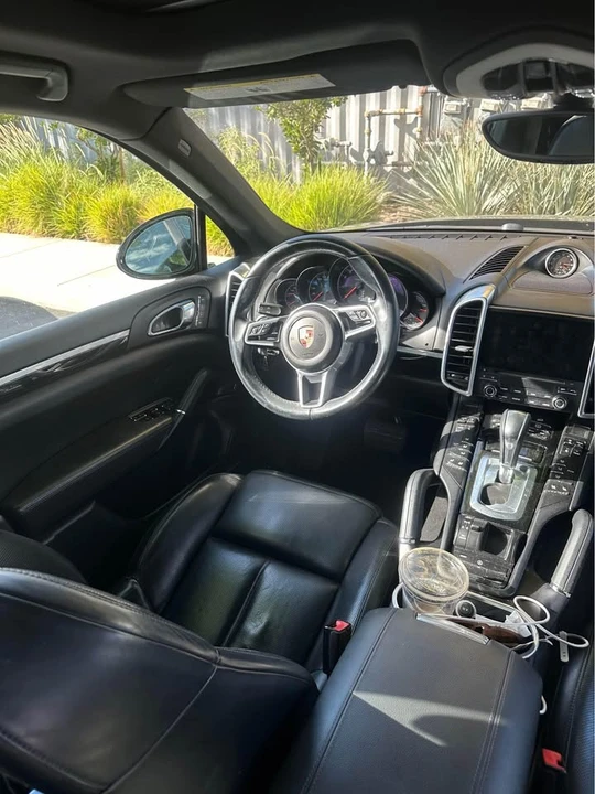 2018 Porsche 958 Cayenne - Image 8 of 19