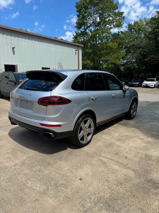 2018 Porsche 958 Cayenne - Image 4 of 11
