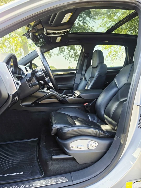 2018 Porsche 958 Cayenne - Image 10 of 12
