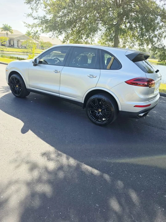 2018 Porsche 958 Cayenne - Image 5 of 12