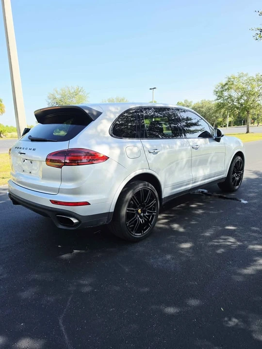 2018 Porsche 958 Cayenne - Image 6 of 12
