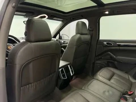 2018 Porsche 958 Cayenne - Image 13 of 21
