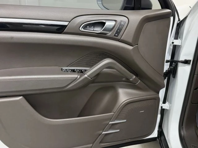 2018 Porsche 958 Cayenne - Image 18 of 21