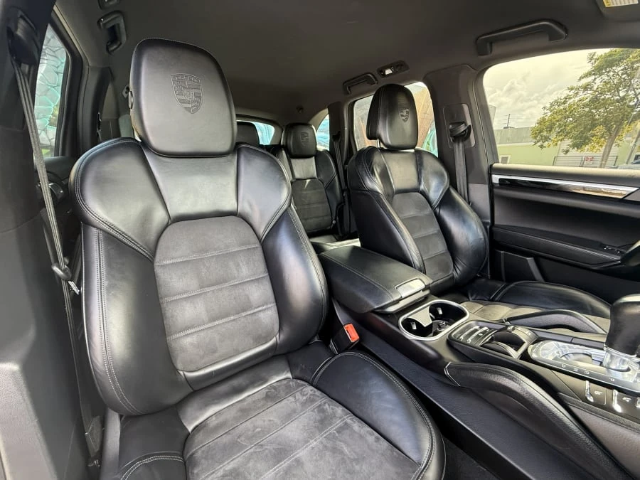 2018 Porsche 958 Cayenne - Image 24 of 31
