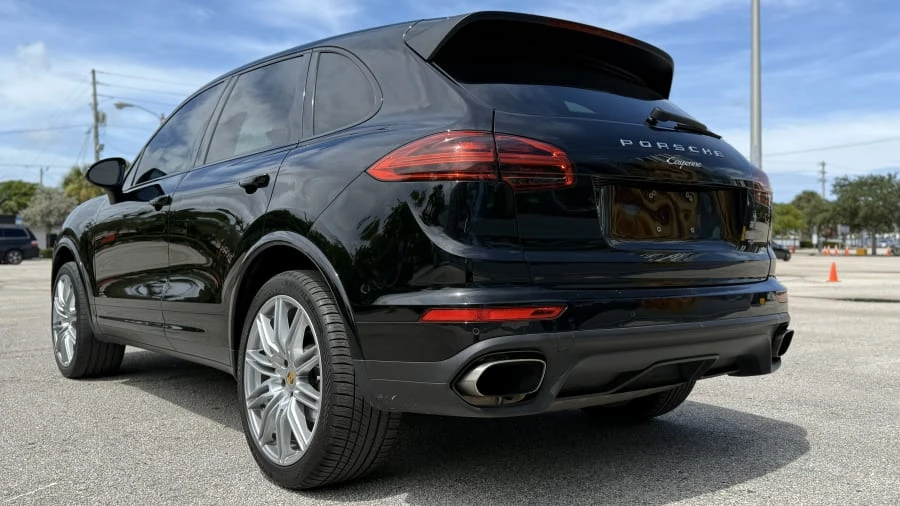 2018 Porsche 958 Cayenne - Image 7 of 31