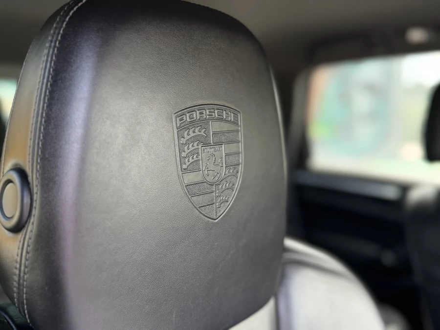 2018 Porsche 958 Cayenne - Image 29 of 31
